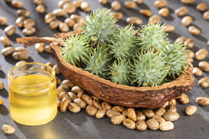 What’s all this buzz about Castor Oil? Can it Really make your Lashes Grow?
